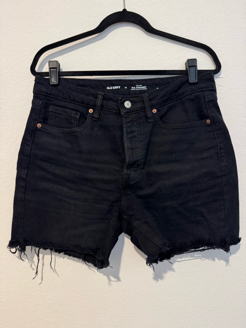 Old Navy High Rise Button Fly O.G. Straight Cut Off Denim Shorts in Black